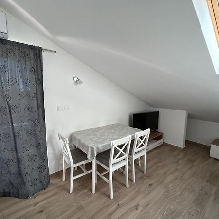 Apartments Purkovic Vodice Esterno foto