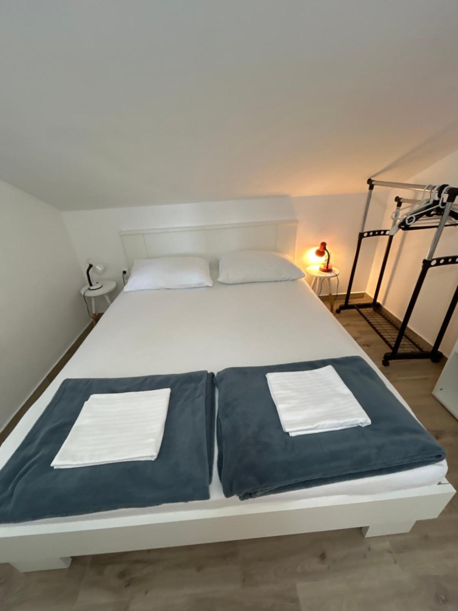 Apartments Purkovic Vodice Esterno foto