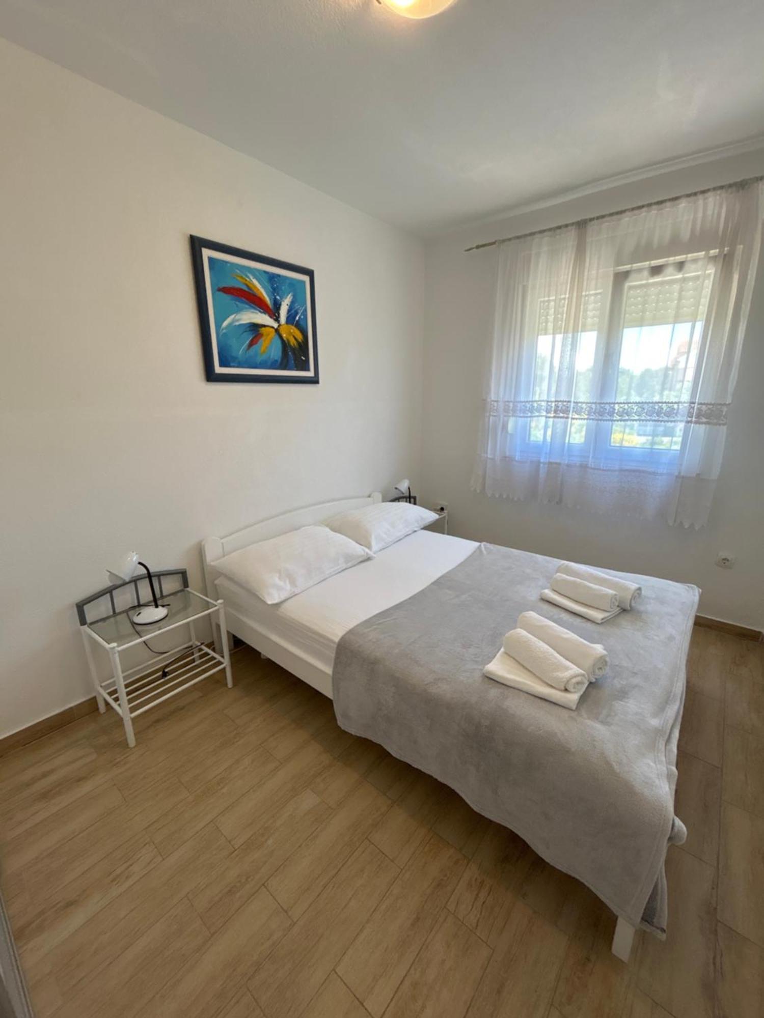 Apartments Purkovic Vodice Esterno foto