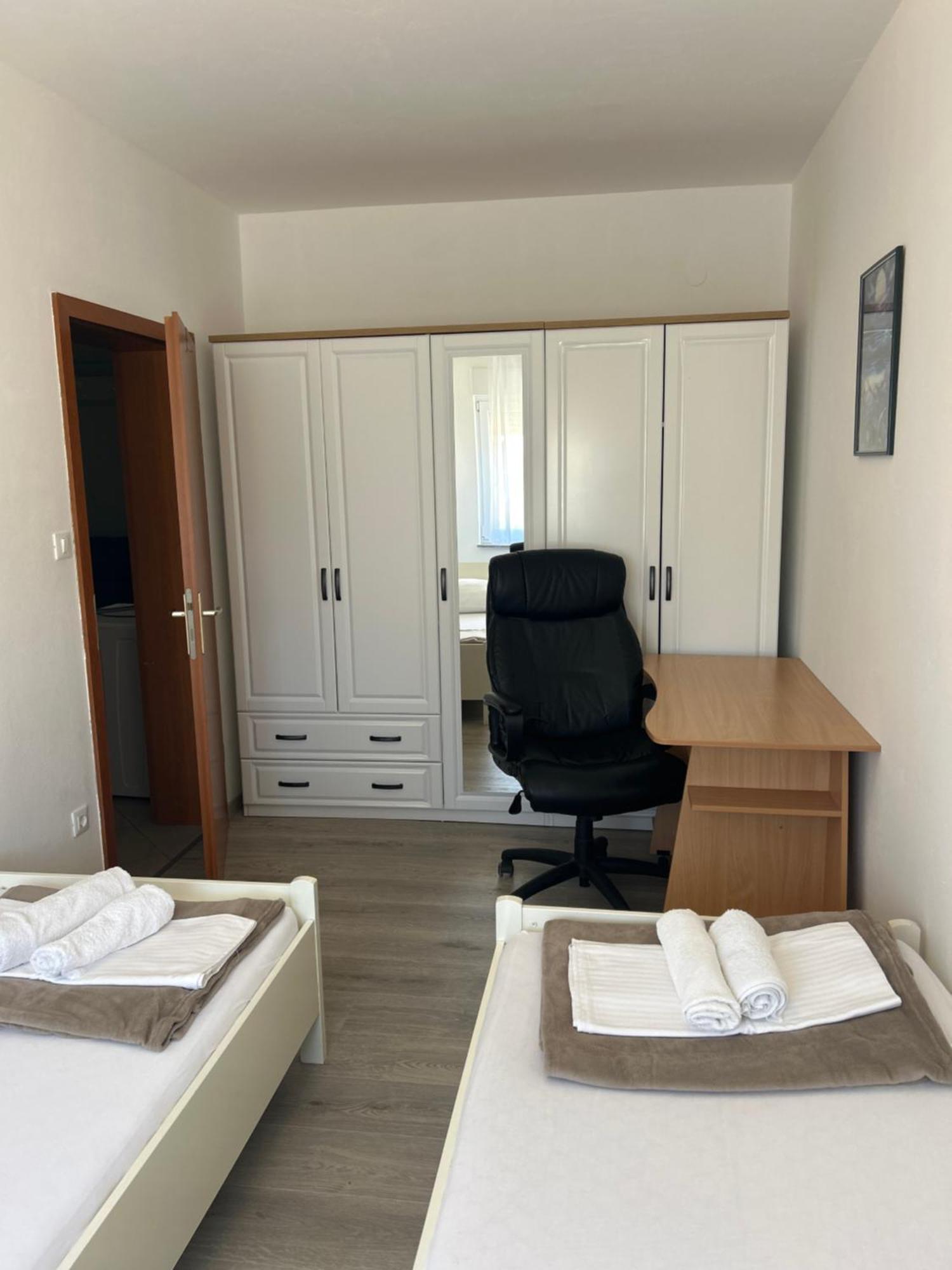 Apartments Purkovic Vodice Esterno foto