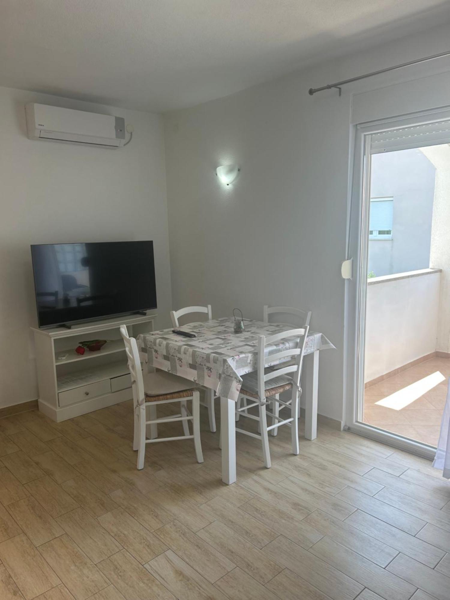Apartments Purkovic Vodice Esterno foto