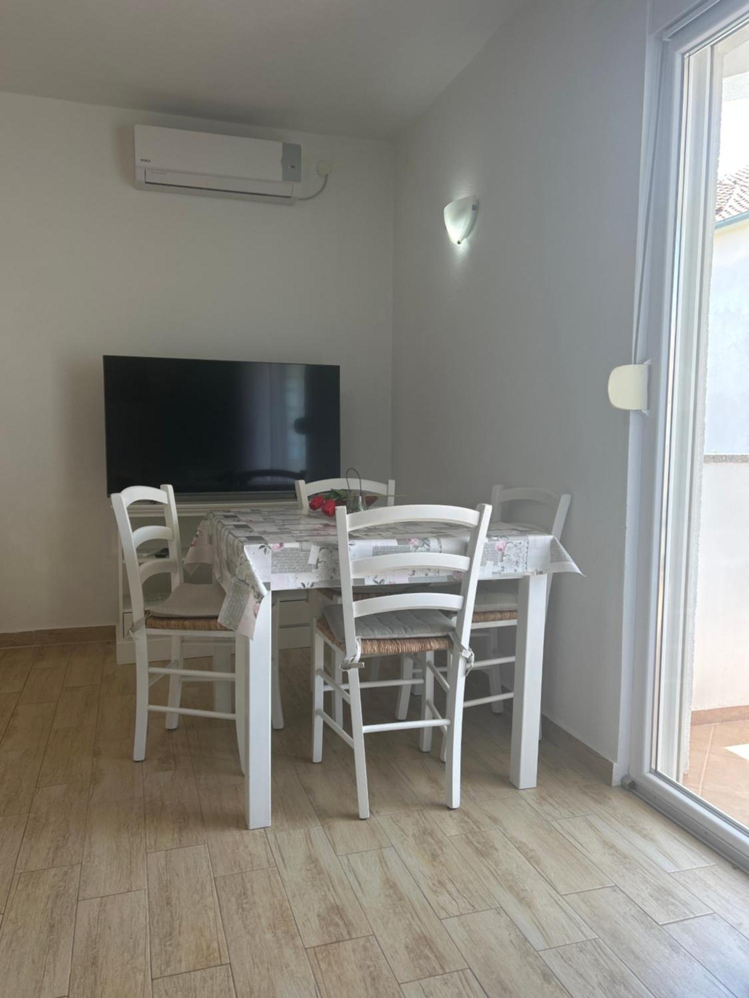 Apartments Purkovic Vodice Esterno foto