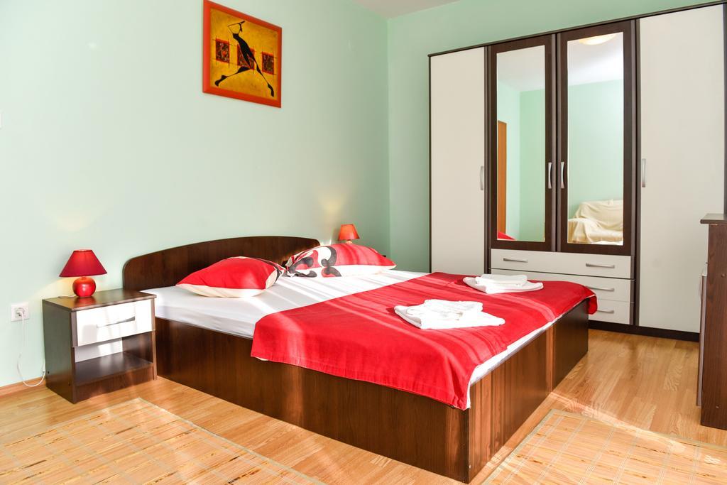 Apartments Purkovic Vodice Esterno foto