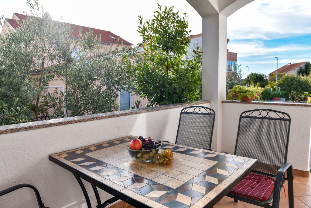 Apartments Purkovic Vodice Esterno foto