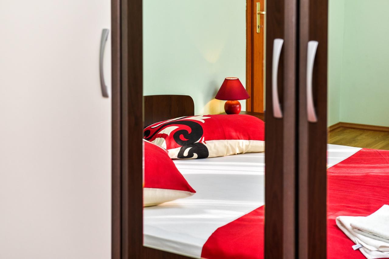 Apartments Purkovic Vodice Esterno foto